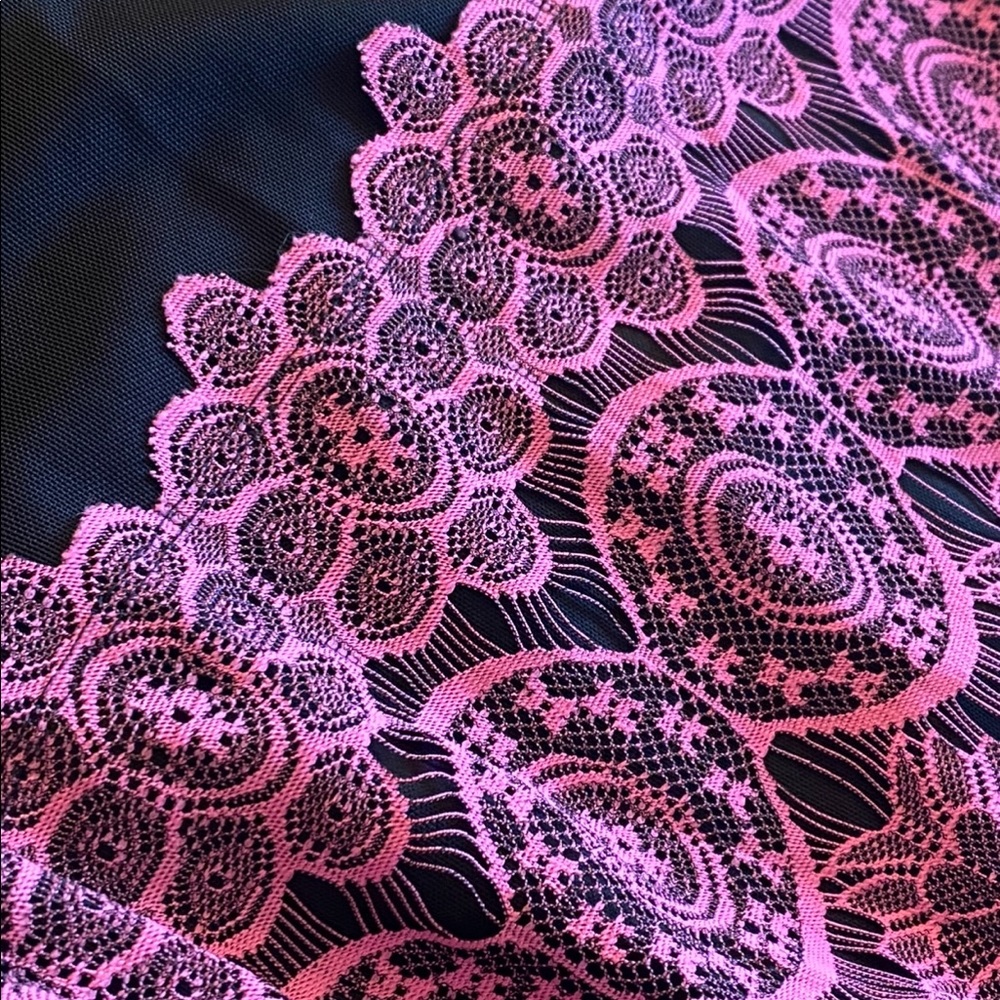 FOREVER 21 PLUS | Pink Lace Dress - 1X - Picture 5 of 8